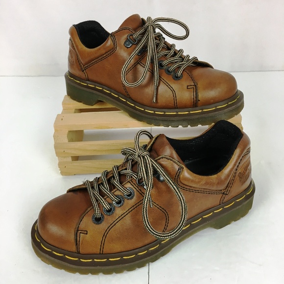 doc martens slip resistant women's shoes